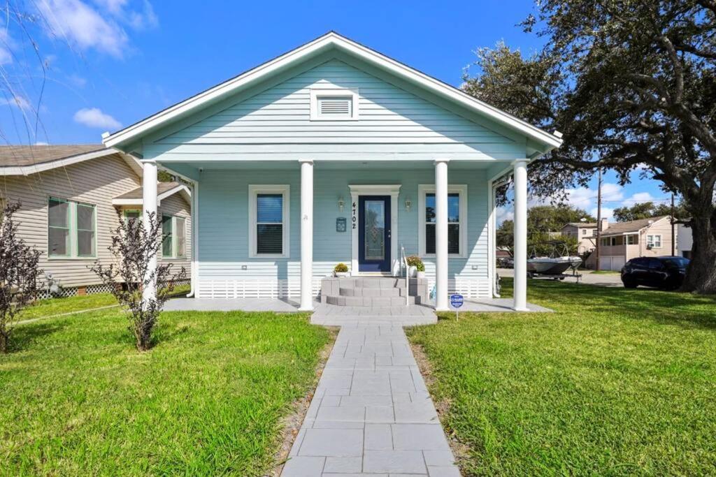 Luxury Designer Villa By The Beach Bright Beautiful Brand New Galveston Exteriér fotografie