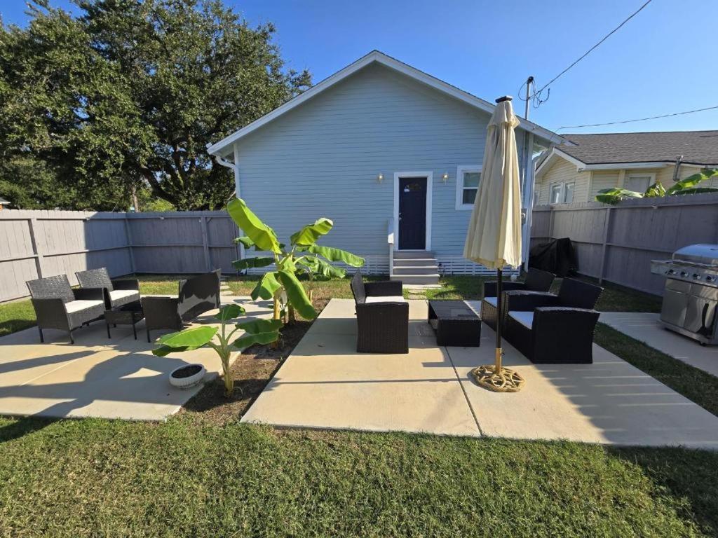 Luxury Designer Villa By The Beach Bright Beautiful Brand New Galveston Exteriér fotografie